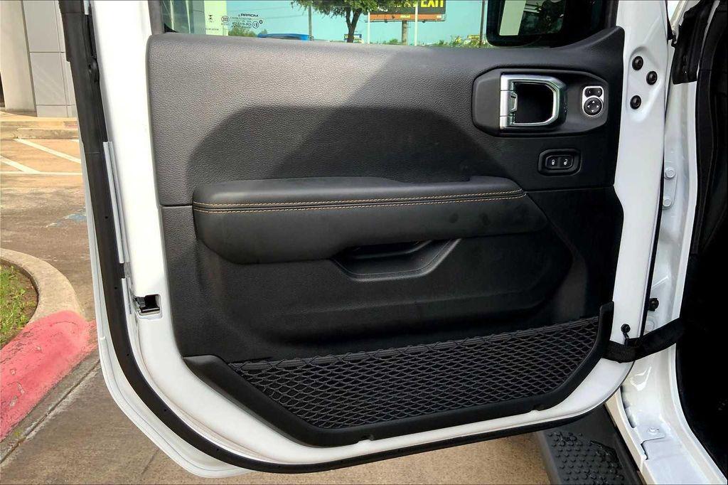 new 2025 Jeep Wrangler car, priced at $52,999