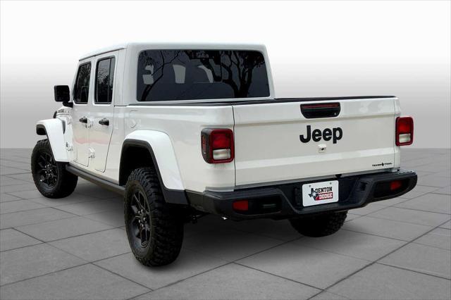 new 2025 Jeep Gladiator car, priced at $43,999