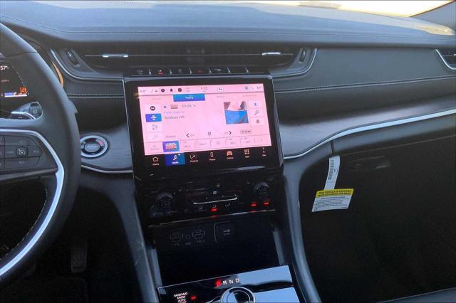 new 2025 Jeep Grand Cherokee car, priced at $49,270