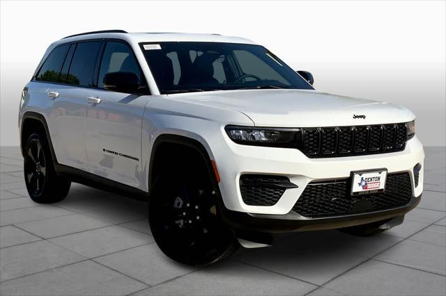 new 2025 Jeep Grand Cherokee car, priced at $46,135