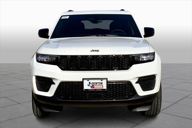 new 2025 Jeep Grand Cherokee car, priced at $46,135