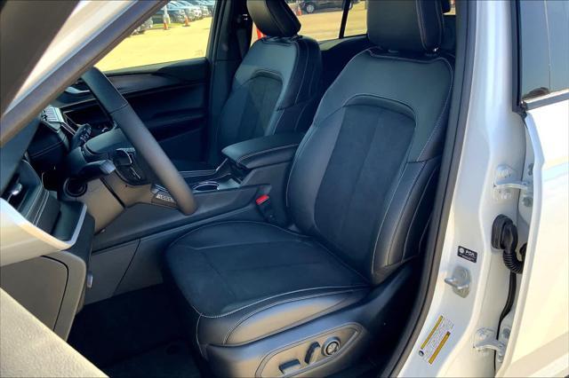 new 2025 Jeep Grand Cherokee car, priced at $46,135