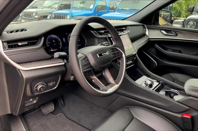new 2025 Jeep Grand Cherokee car, priced at $55,705