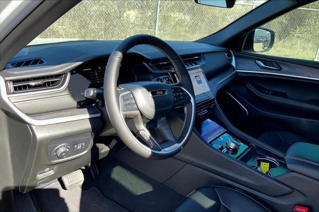 new 2025 Jeep Grand Cherokee car, priced at $51,795