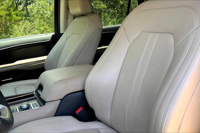 used 2024 Ford Expedition car, priced at $67,390