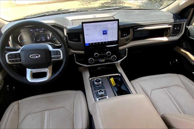 used 2024 Ford Expedition car, priced at $67,390