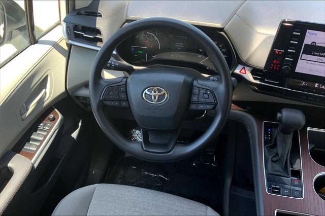 used 2024 Toyota Sienna car, priced at $39,990