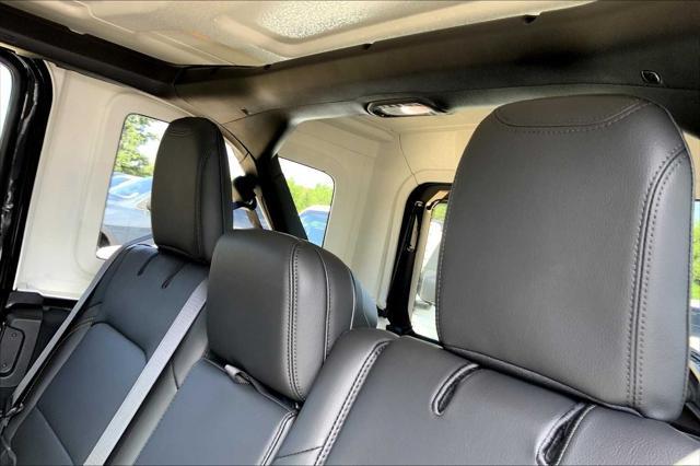 new 2025 Jeep Wrangler car, priced at $59,120