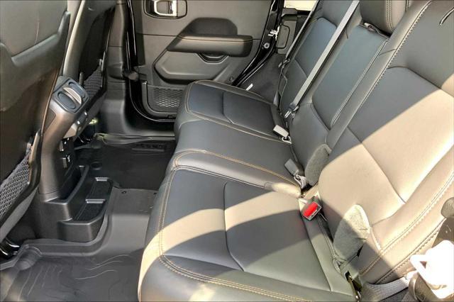 new 2025 Jeep Wrangler car, priced at $59,120