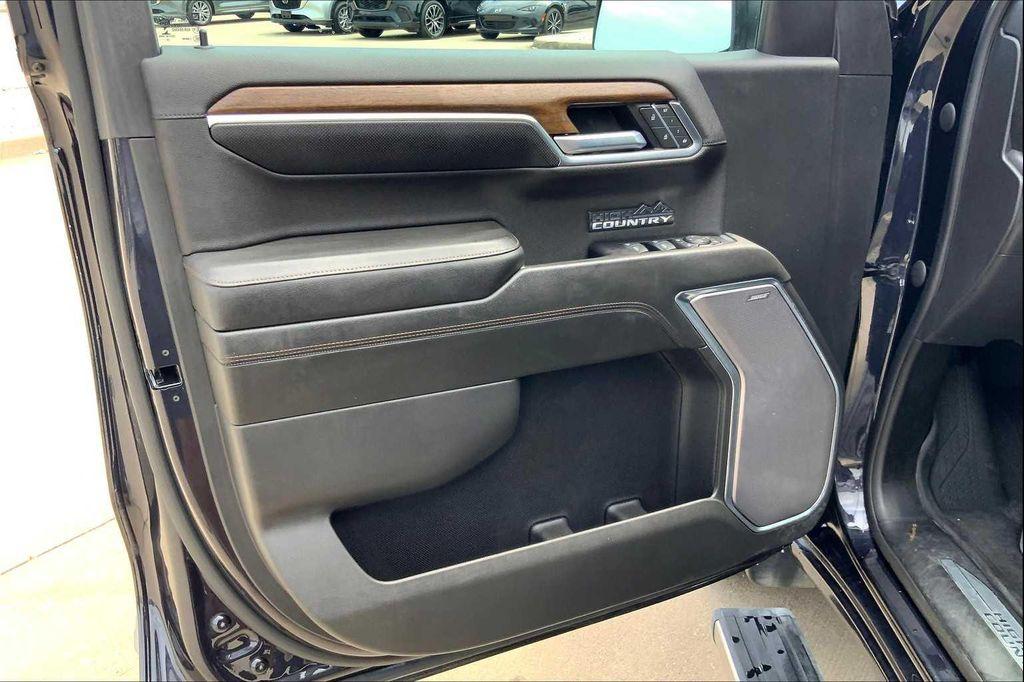 used 2022 Chevrolet Silverado 1500 car, priced at $49,590
