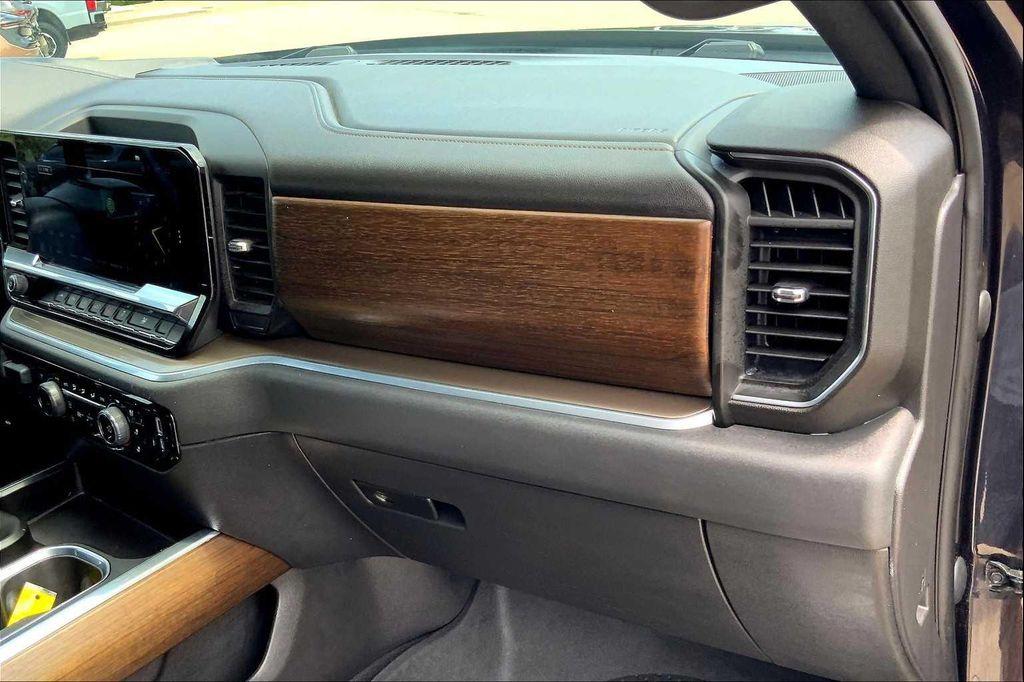 used 2022 Chevrolet Silverado 1500 car, priced at $49,590