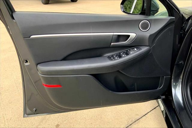 used 2025 Hyundai Sonata Hybrid car, priced at $24,990