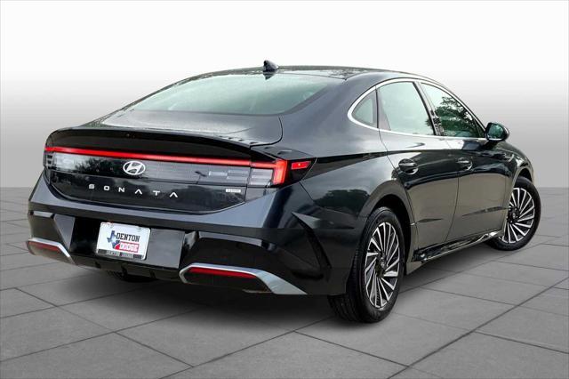 used 2025 Hyundai Sonata Hybrid car, priced at $24,990