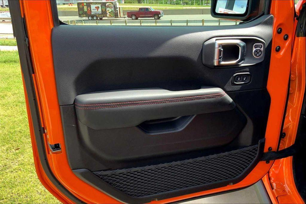 new 2025 Jeep Wrangler car, priced at $58,499