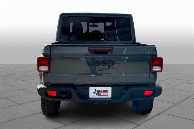 new 2025 Jeep Gladiator car, priced at $39,499