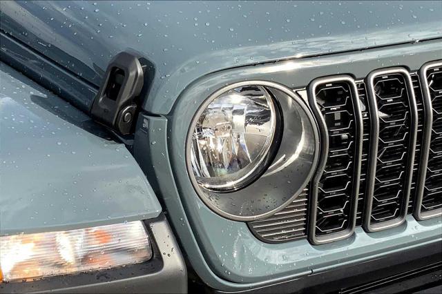 new 2025 Jeep Gladiator car, priced at $39,499