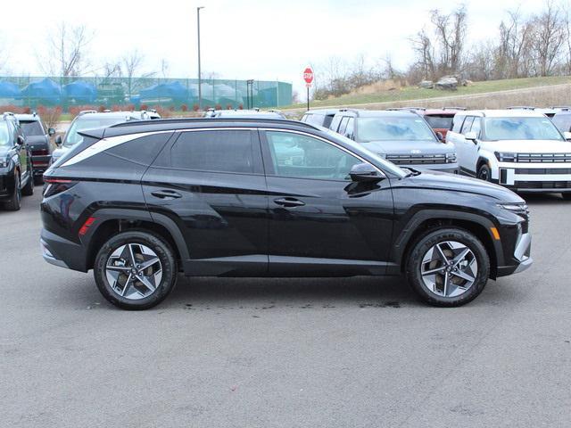 new 2025 Hyundai Tucson Hybrid car, priced at $35,191