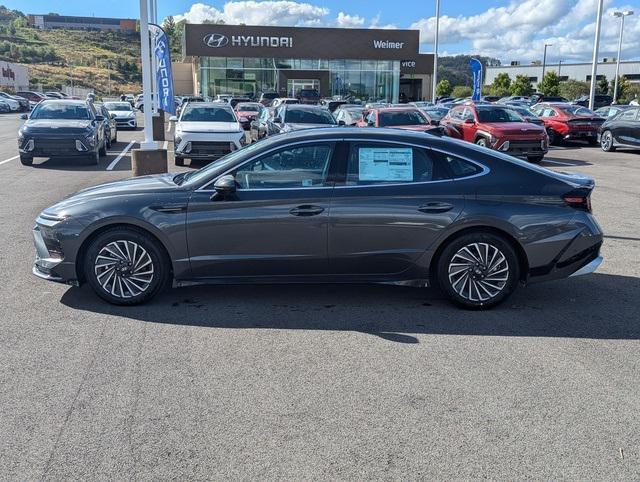 new 2024 Hyundai Sonata Hybrid car, priced at $34,294