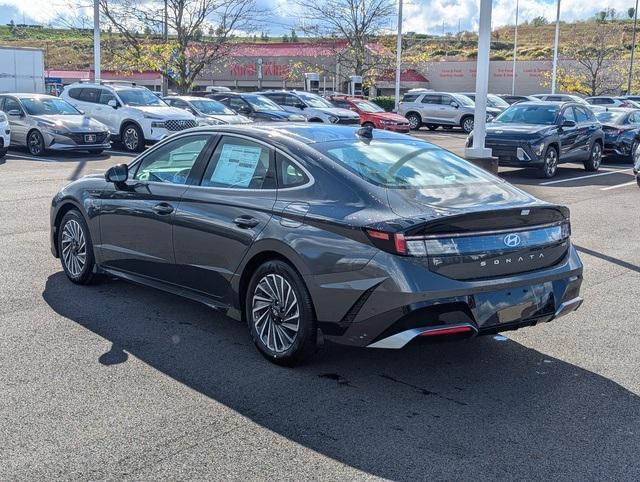 new 2024 Hyundai Sonata Hybrid car, priced at $34,294