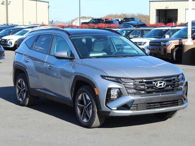 new 2025 Hyundai Tucson Hybrid car, priced at $35,326