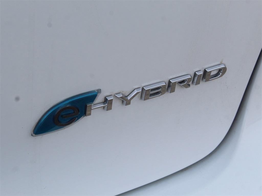 used 2024 Chrysler Pacifica Hybrid car