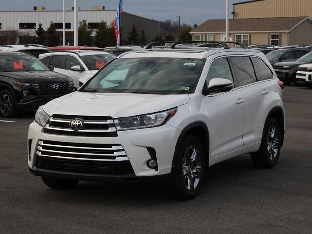 used 2019 Toyota Highlander car, priced at $27,751