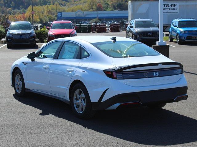 new 2025 Hyundai Sonata car, priced at $25,974