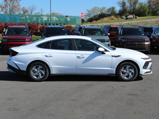 new 2025 Hyundai Sonata car, priced at $26,324