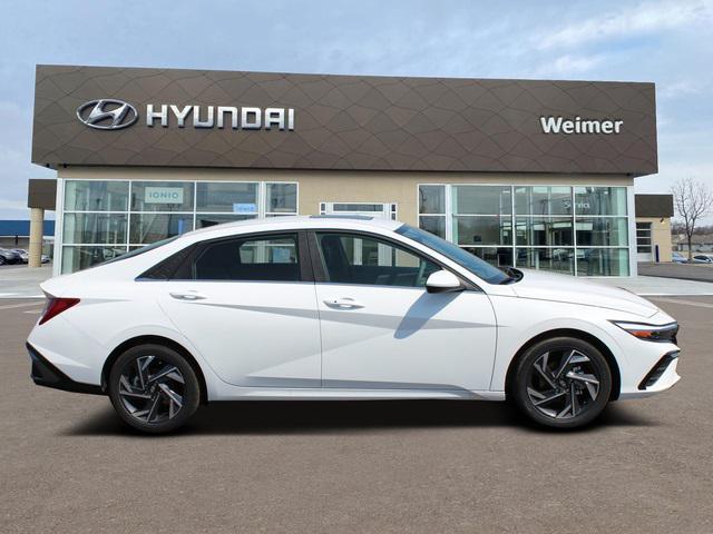 new 2024 Hyundai Elantra car, priced at $23,425