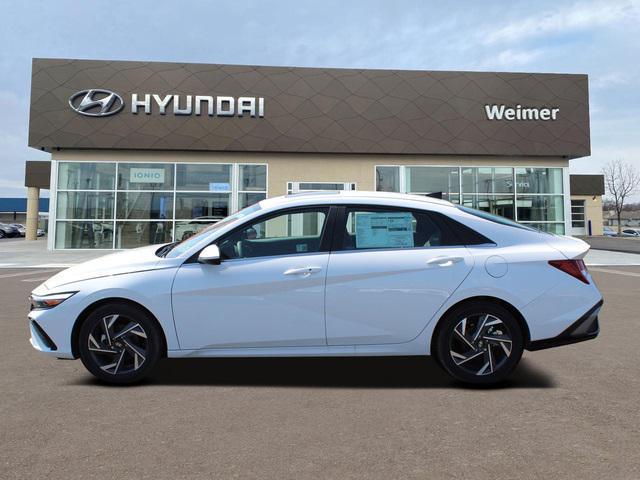 new 2024 Hyundai Elantra car, priced at $23,425