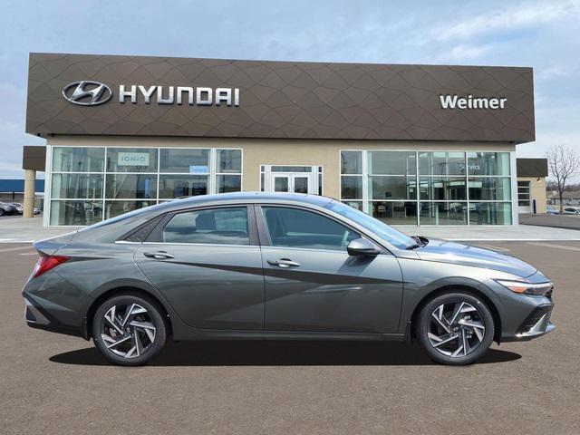 new 2024 Hyundai Elantra car, priced at $22,988