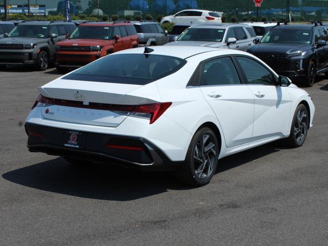 new 2024 Hyundai Elantra car, priced at $23,280