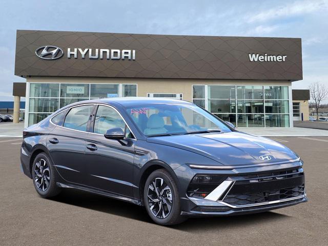 new 2024 Hyundai Sonata car, priced at $26,579