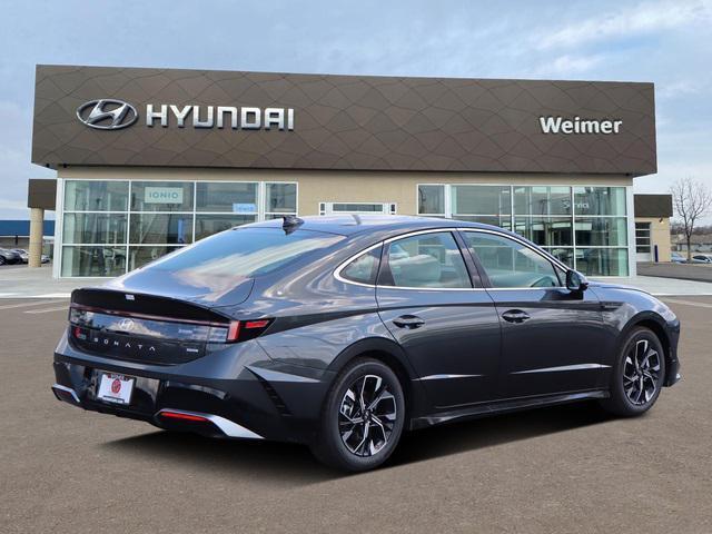 new 2024 Hyundai Sonata car, priced at $26,579