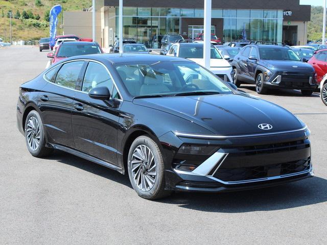 new 2024 Hyundai Sonata Hybrid car, priced at $27,926