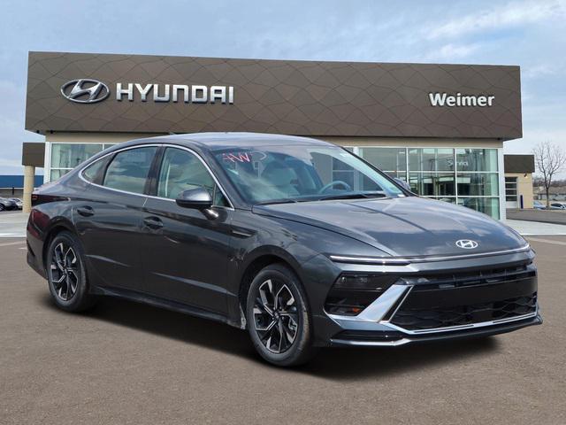 new 2024 Hyundai Sonata car, priced at $26,613