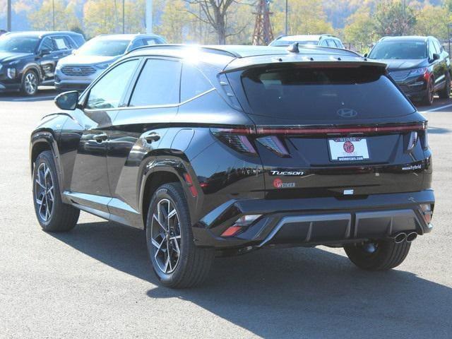 new 2025 Hyundai Tucson Hybrid car, priced at $37,076