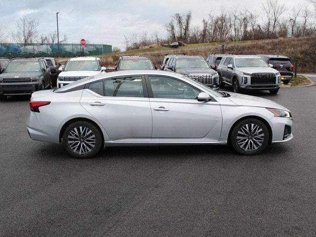 used 2023 Nissan Altima car, priced at $18,805