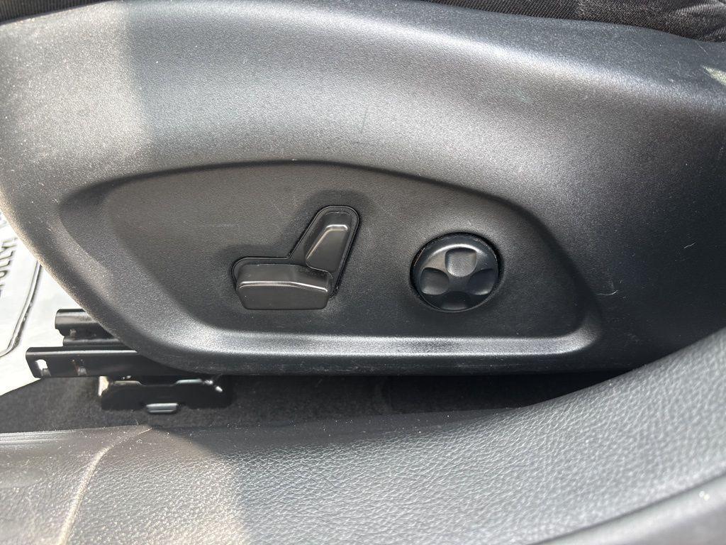 used 2021 Jeep Compass car, priced at $19,235
