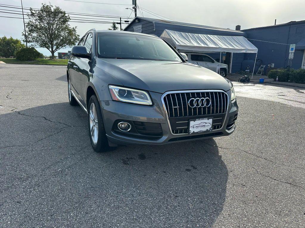 used 2017 Audi Q5 car, priced at $11,195