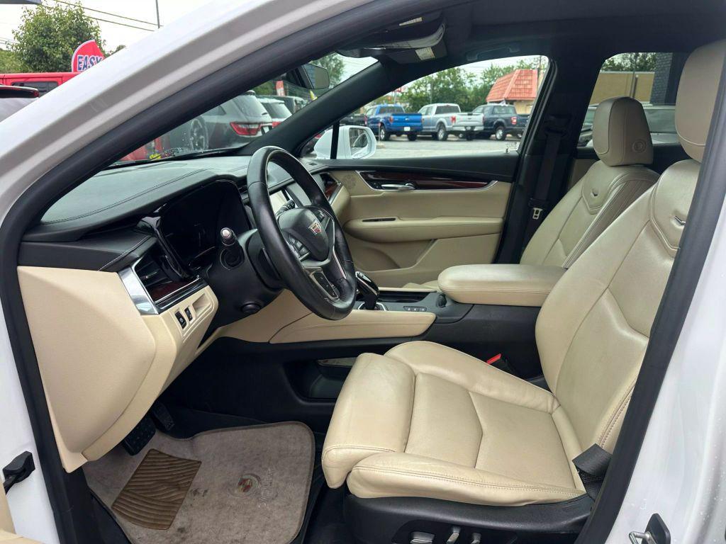 used 2017 Cadillac XT5 car, priced at $18,395