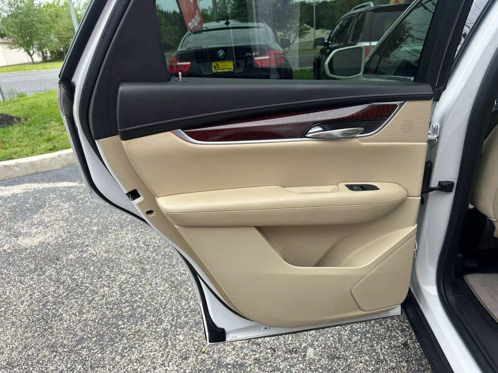 used 2017 Cadillac XT5 car, priced at $18,395