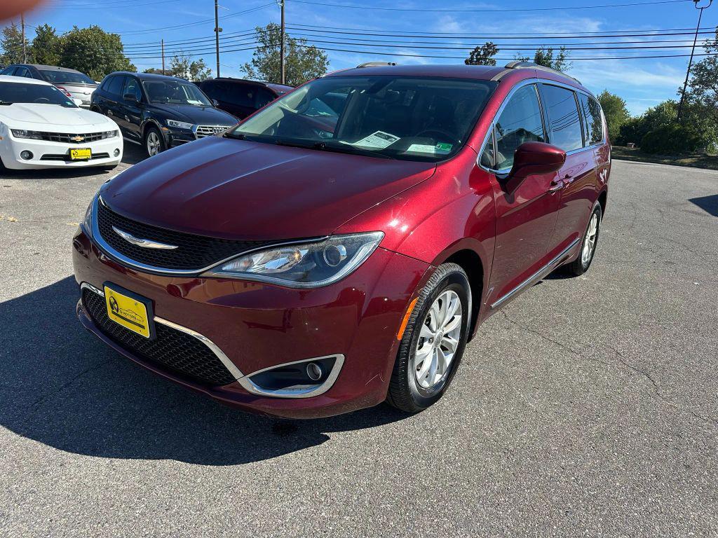 used 2017 Chrysler Pacifica car, priced at $12,499