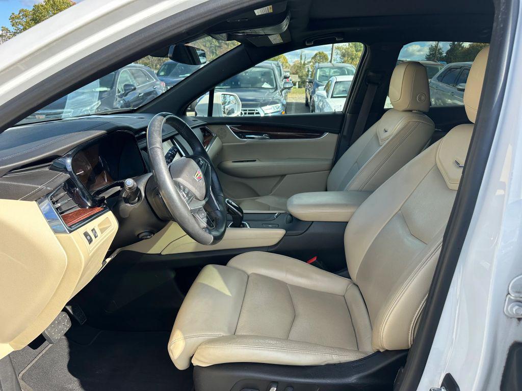 used 2017 Cadillac XT5 car, priced at $9,899