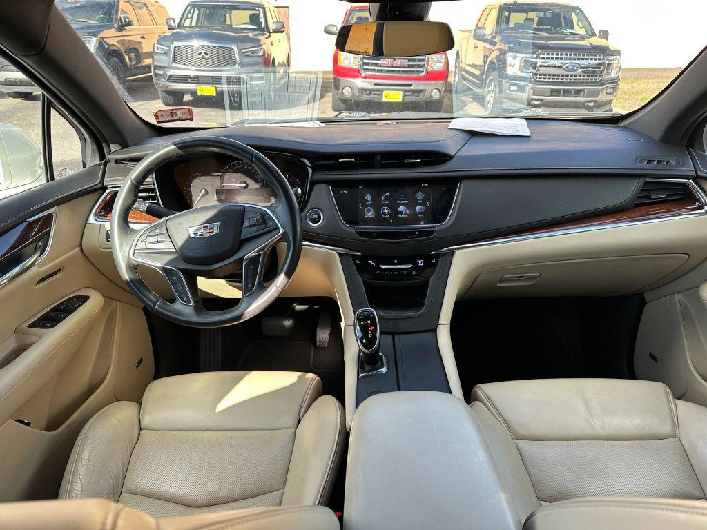 used 2017 Cadillac XT5 car, priced at $9,899