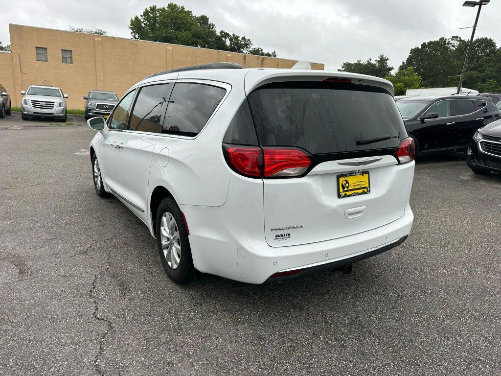 used 2017 Chrysler Pacifica car, priced at $11,999