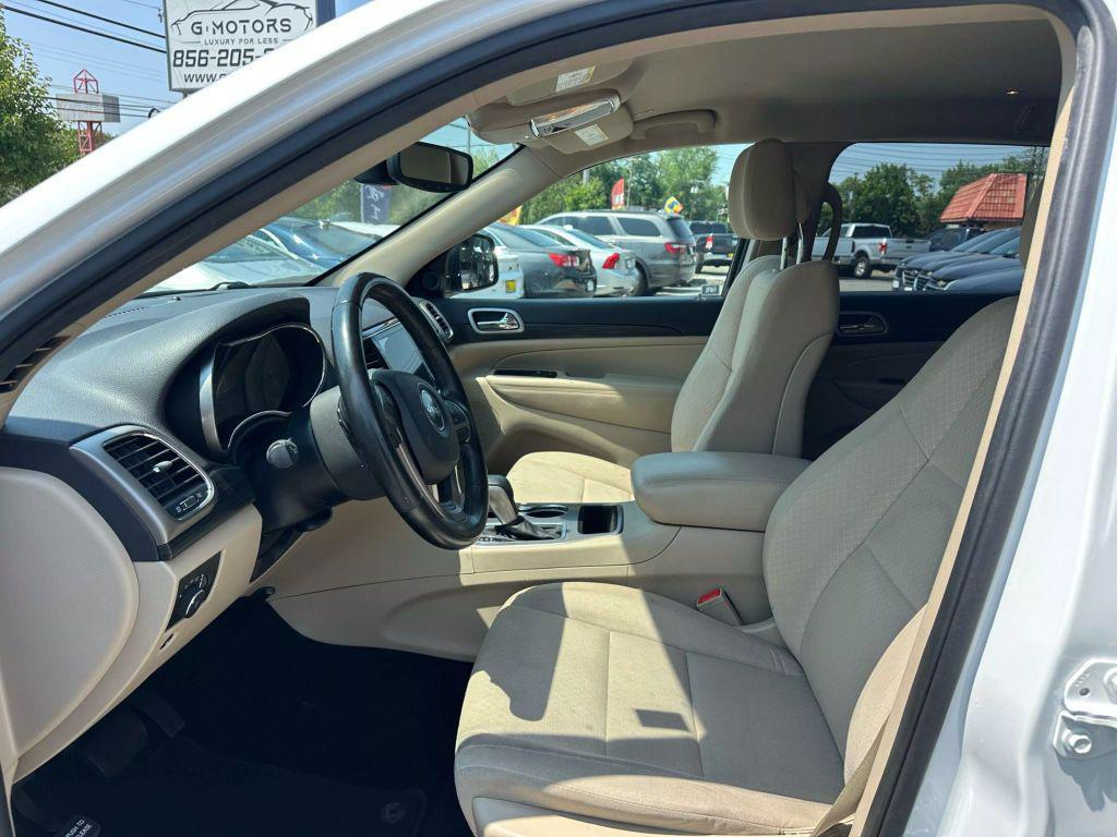 used 2019 Jeep Grand Cherokee car, priced at $14,395