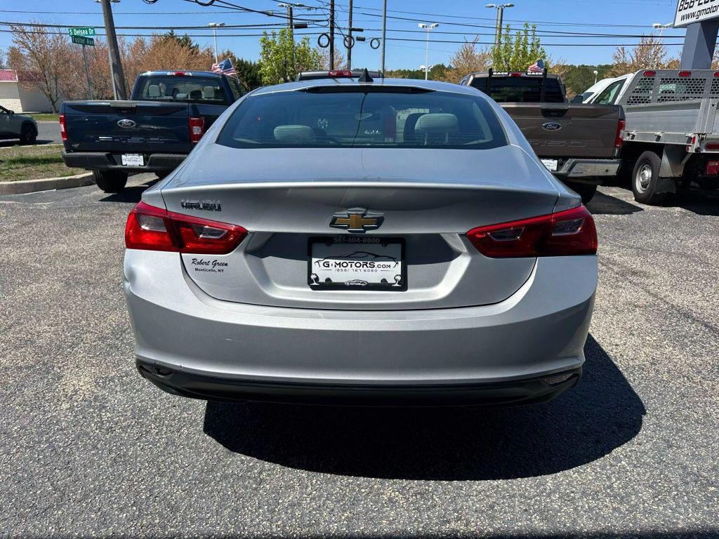 used 2018 Chevrolet Malibu car, priced at $12,999