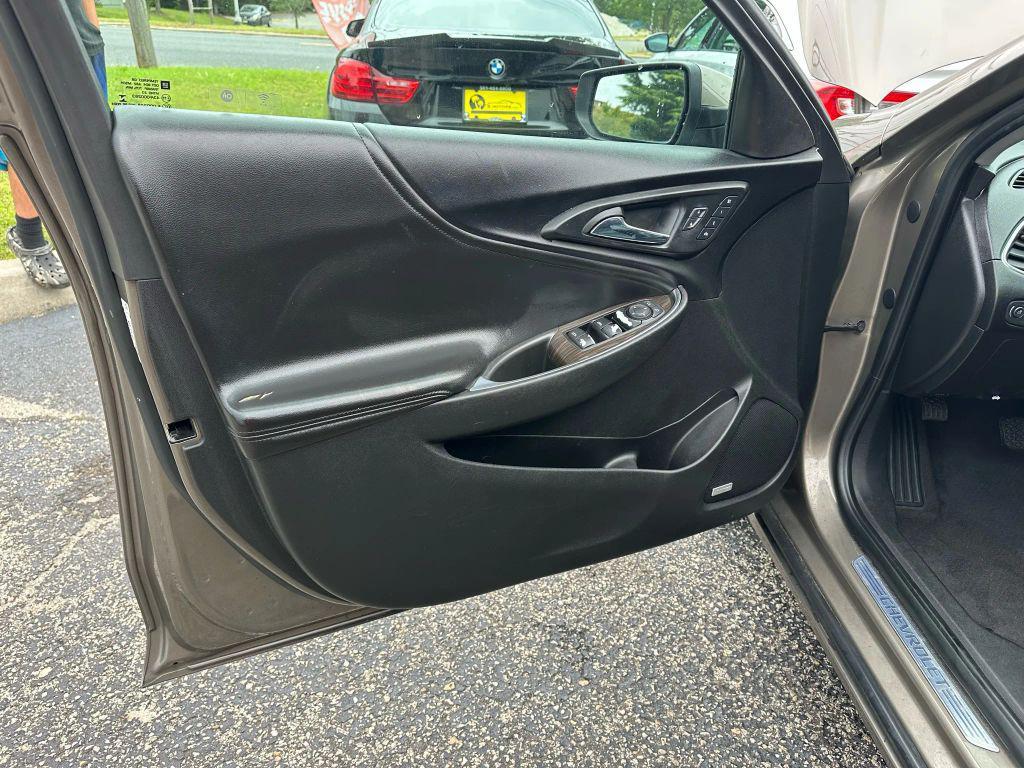 used 2020 Chevrolet Malibu car, priced at $12,999
