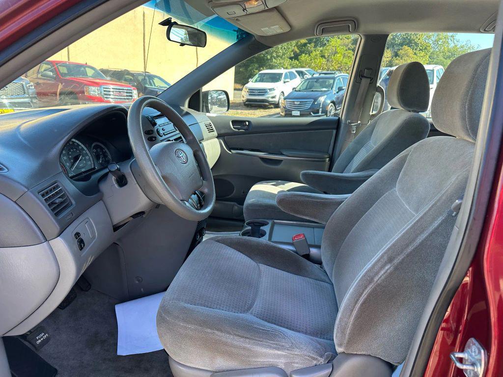 used 2009 Toyota Sienna car, priced at $7,495
